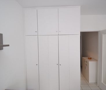 Miete inkl. Nebenkosten: 810 € pro Monat, plus Strom, inkl. Heizung - Photo 1