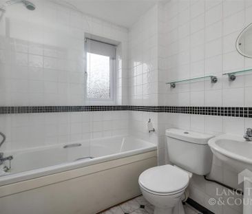 1 bedroom semi-detached house to rent - Photo 2