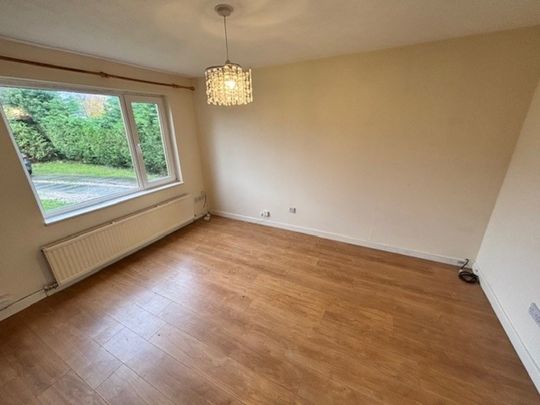 Longbrook Avenue, Preston - Photo 1