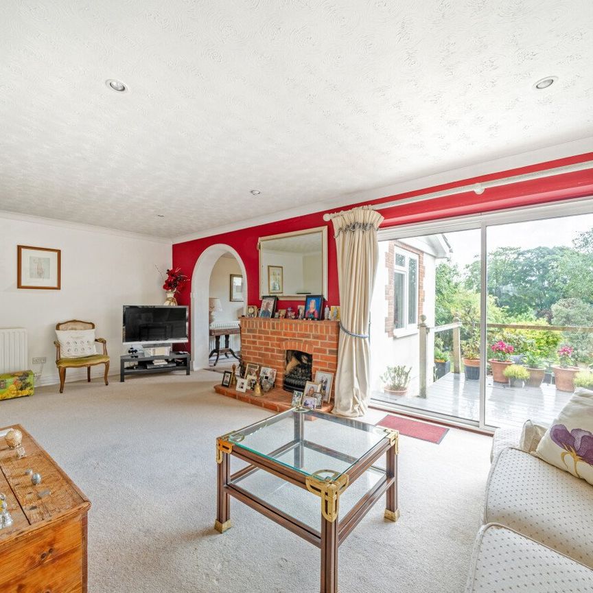 4 bedroom detached house to rent - Photo 1