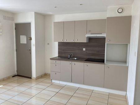 Location Appartement 2 pièces 33m² - Photo 2