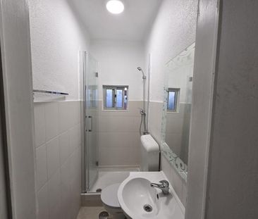 Rooms for Students – Costa da Caparica - Foto 3