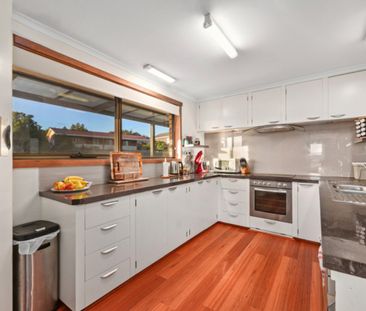 9 Vermeer Avenue - Photo 5