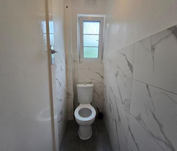 Village Way, Beckenham BR3, London - Photo 5