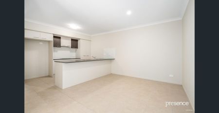 MODERN CONTEMPORARY THREE BEDROOM DUPLEX - Photo 4