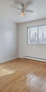 grand 4 1/2 haut de triplex tout près de la rivière et à une rue du boulevard Gouin - Photo 3