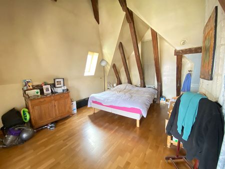 Location Appartement 4 pièces 133m² - Photo 2