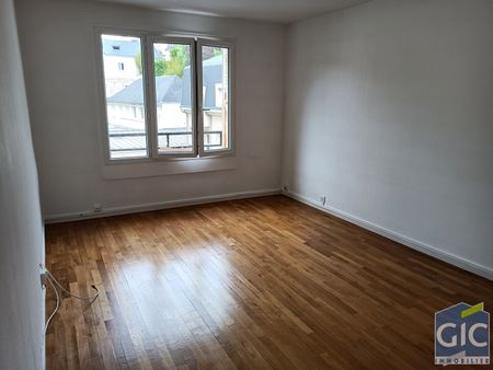 Location Appartement 2 pièces 40m² - Photo 2