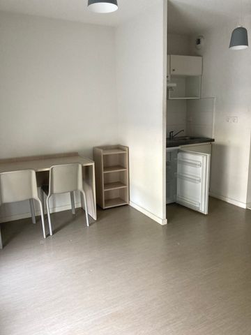 Location Appartement 1 pièce 22m² VILLENAVE D ORNON 33140 - Photo 3