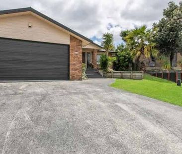 Four bedroom home in Pukekohe! - Photo 2