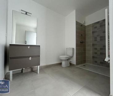 Location Appartement 4 pièces 100m² MORIERES LES AVIGNON 84310 - Photo 6