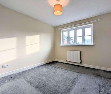 Thomas Avenue, Emersons Green, Bristol, BS16 - Photo 3