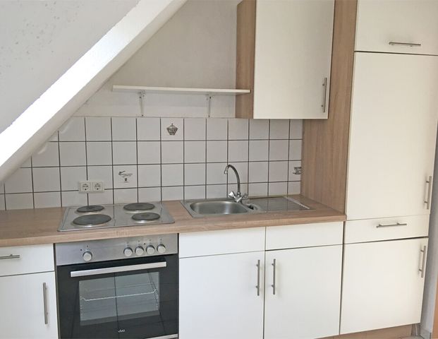 Dachgeschosswohnung mit Extras! - Photo 1