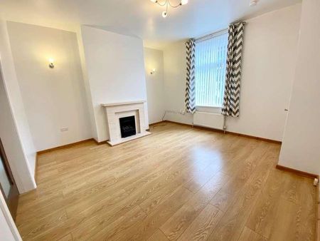 Lawrence Road, Marsh, Huddersfield, HD1 - Photo 2