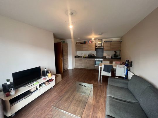 2 Bed Flat, The Riverside, M5 - Photo 1