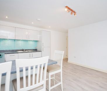 1 bedroom flat to rent - Photo 4
