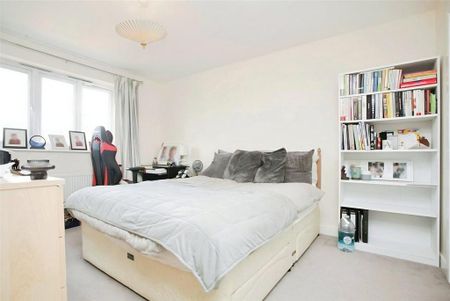 5 bedroom detached house to rent - Photo 4