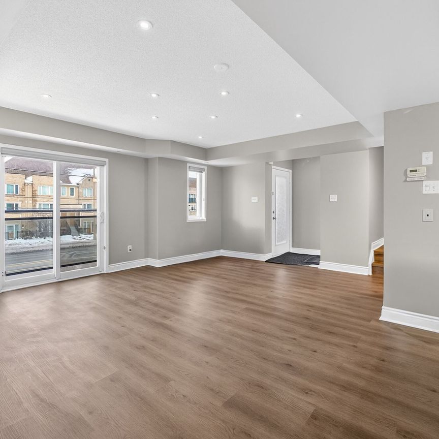 For Lease - 5035 Oscar Peterson Boulevard Unit# 105, Mississauga, Ontario - Photo 1