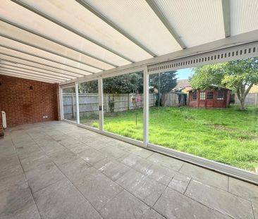 5 bedroom detached house to rent - Photo 3