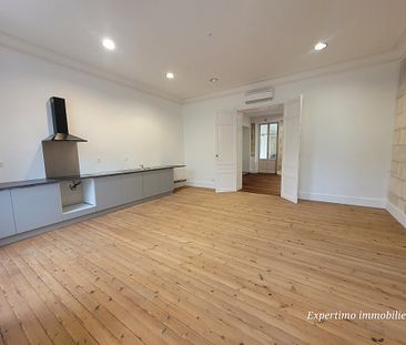 APPARTEMENT PLAIN PIED CENTRE VILLE AVEC COUR - Photo 1