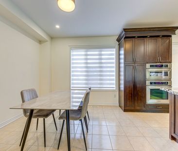 For Lease - 3075 Neyagawa Boulevard, Oakville, Ontario - Photo 5