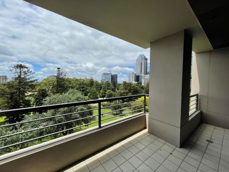 Stylish New York–Style Luxury Apartment Opposite Carlton Gardens - Photo 5