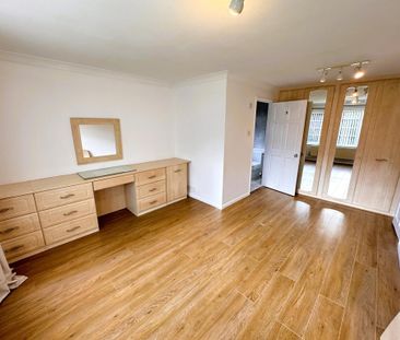 4 bedroom bungalow to rent - Photo 4