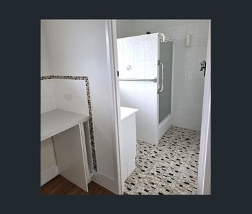 Top Floor 3 Bedroom Unit - Photo 6