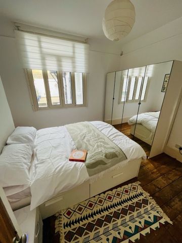 1 Bed Flat, Mackay Road, SW4 - Photo 2