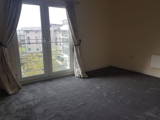 Holly Court, Pasteur Drive, Swindon, SN1 - Photo 1