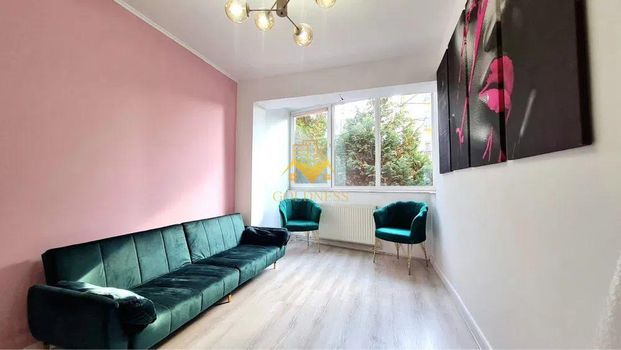 Închiriază Apartament 3 camere Central - Photo 1