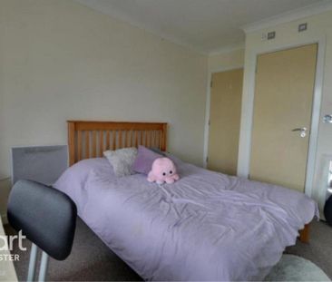 3 bedroom flat share to rent - Photo 2