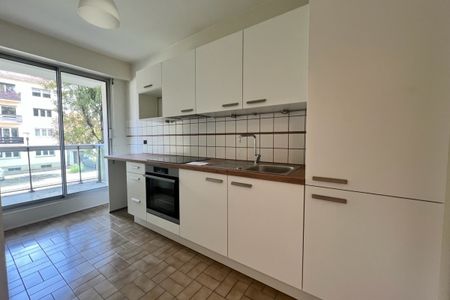 Spacieux F2 avec terrasse et garage - Orangerie Résidence du - Photo 3