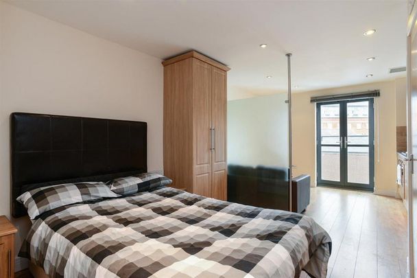1 bedroom flat to rent - Photo 1