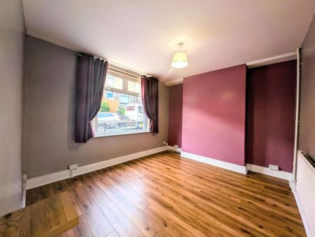 3 bedroom terraced house to rent - Photo 3