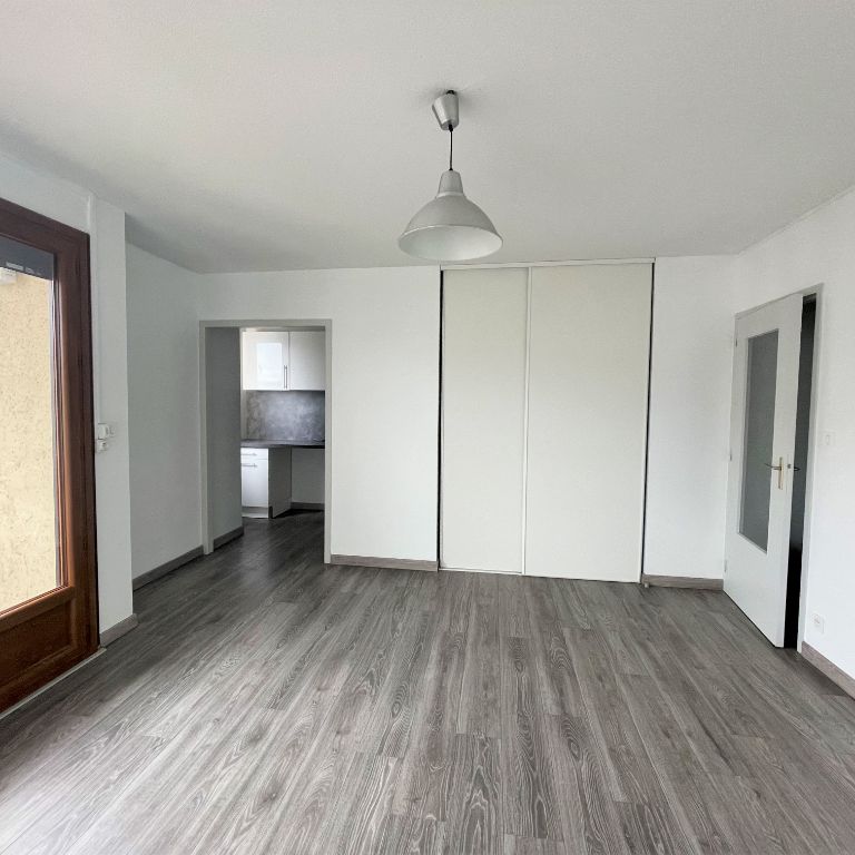Location Appartement 1 pièce 28m² - Photo 1