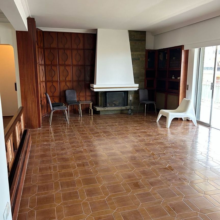 Μεζονέτα για ενοικίαση Τροκαντερό (Παλαιό Φάληρο) - Photo 1