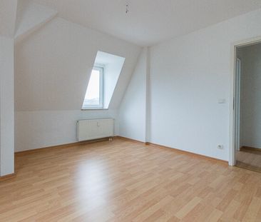 2 Zimmerwohnung Dachgeschoß - Hammervorstadt - Einbauküche möglich - Photo 6