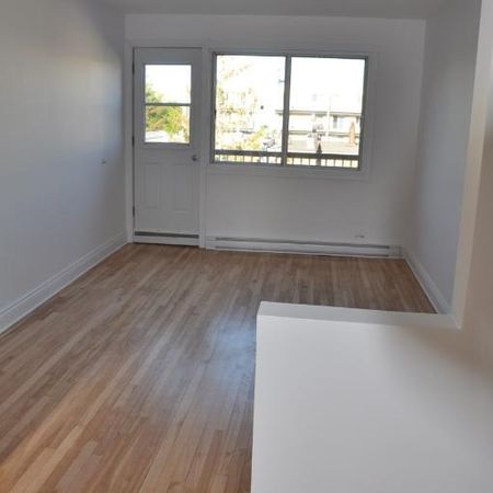 4 1/2, 3ième Étage à $1,395 - Photo 3