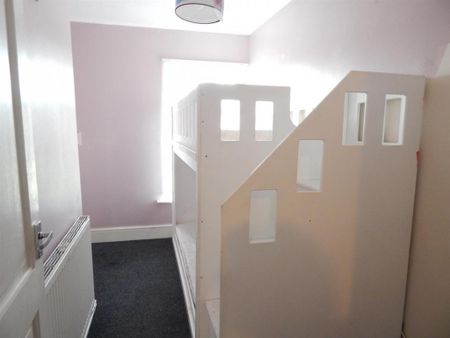3 bedroom terraced house to rent - Photo 5