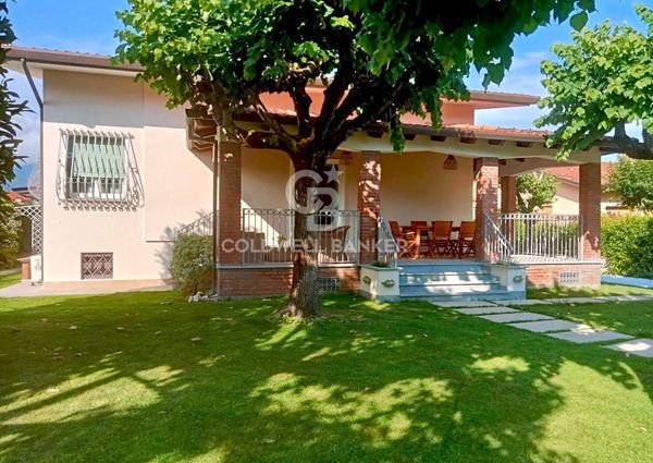 via francesco carrara, 20, Forte dei Marmi, Tuscany 55042