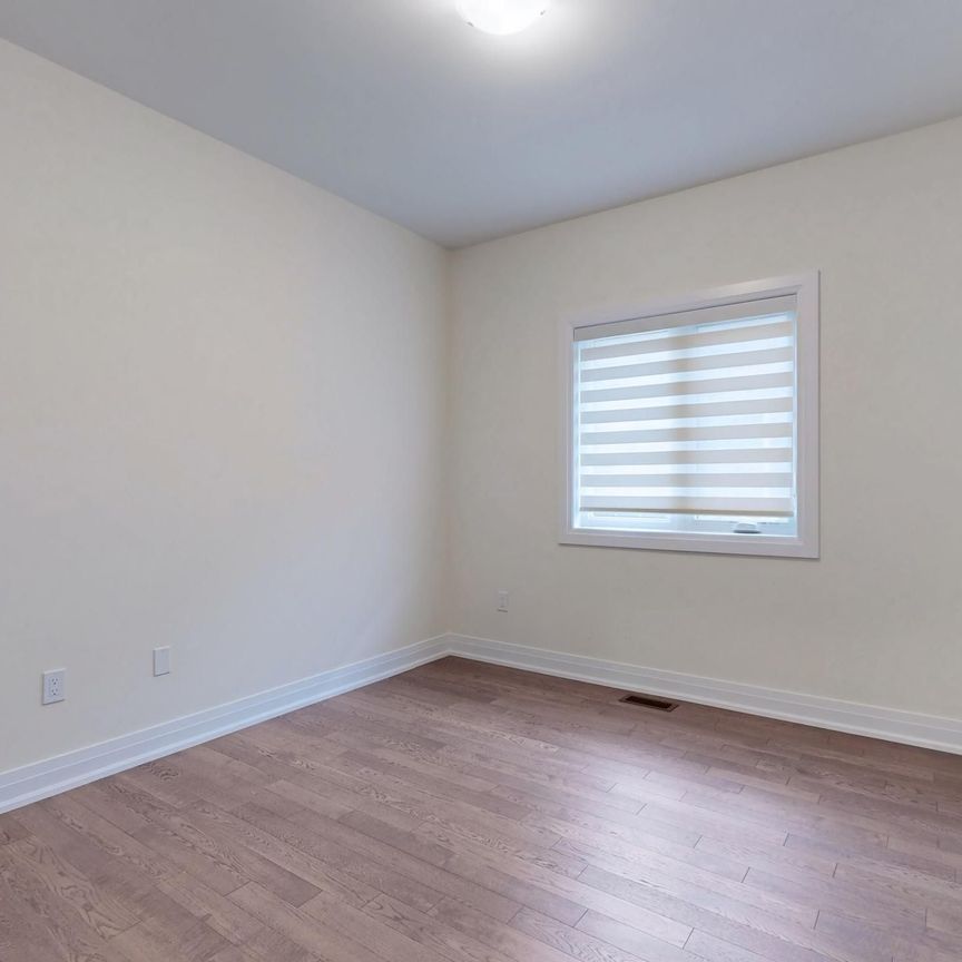 For Lease - 21 La Reine Avenue Unit# MAIN, Richmond Hill, Ontario - Photo 1