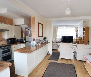3 Bed Semi-Detached House, Headley Road, LE3 - Photo 1