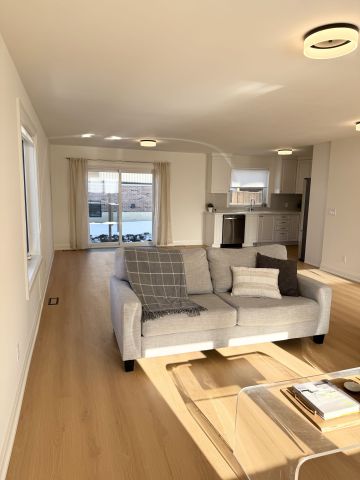 For Lease - 19 Arrowsmith Avenue Unit# 5A, Toronto, Ontario - Photo 3