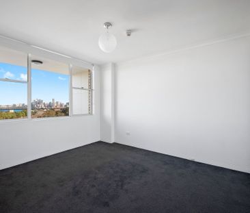 Harbour and city views from every room! - Photo 2