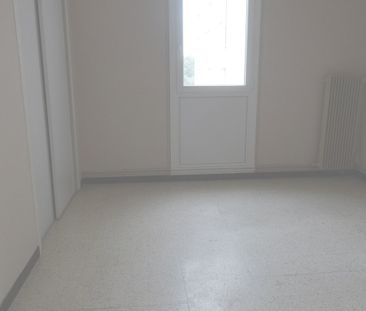 T3 63m²+PARKING 562€ H.C Nîmes route d’Uzès - Photo 6