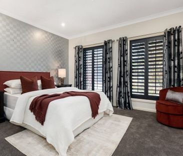 Stunning & Convenient Townhouse - Photo 4