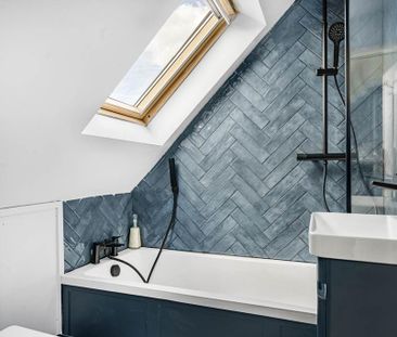 4 bedroom semi-detached house to rent - Photo 2