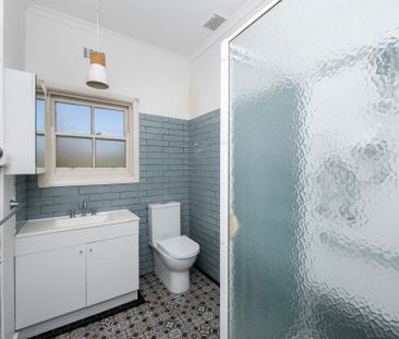 39 Churchill Avenue, Flora Hill - Photo 3