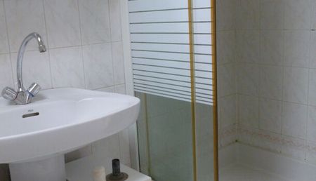 Appartement 2 pièces 23m2 REIMS 450 euros - Photo 5